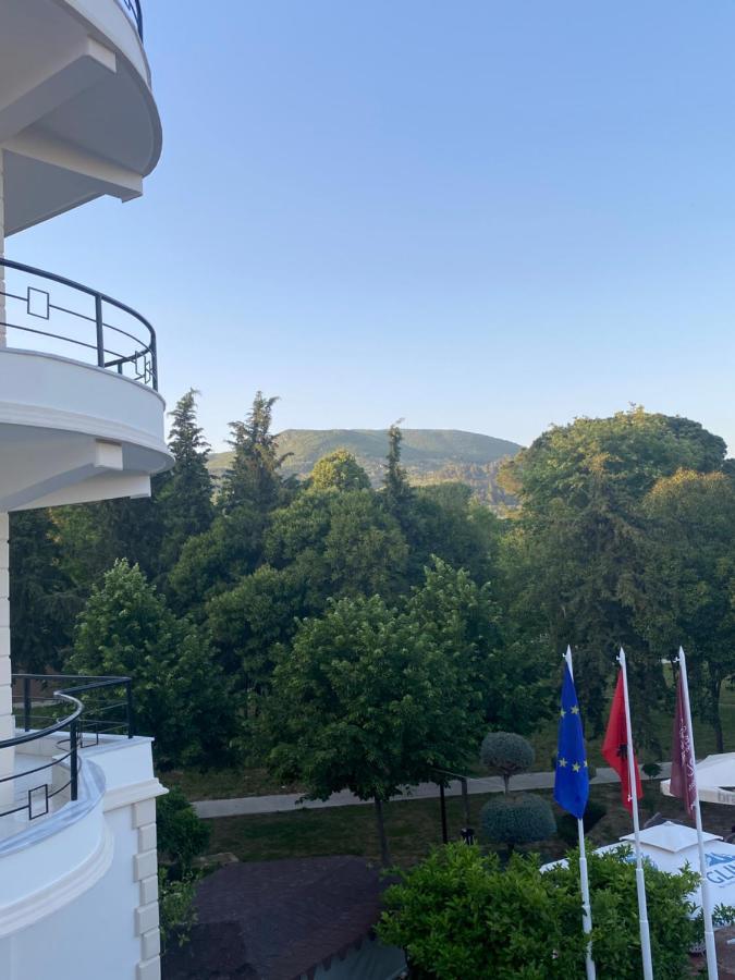 Garden Boutique Hotel Elbasan Exterior photo